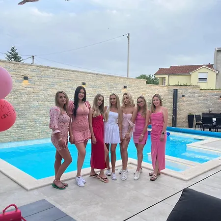Tyra Delux Lägenhet Zadar