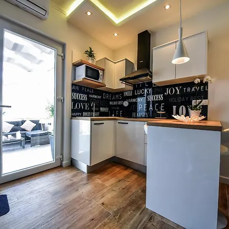 Tyra Delux Appartement