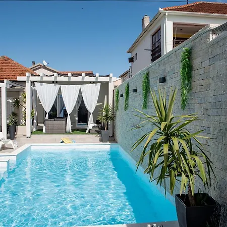 Apartamento Tyra Delux Zadar