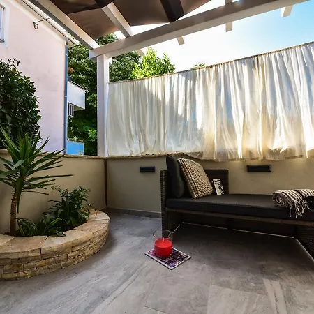 Appartement Tyra Delux *
